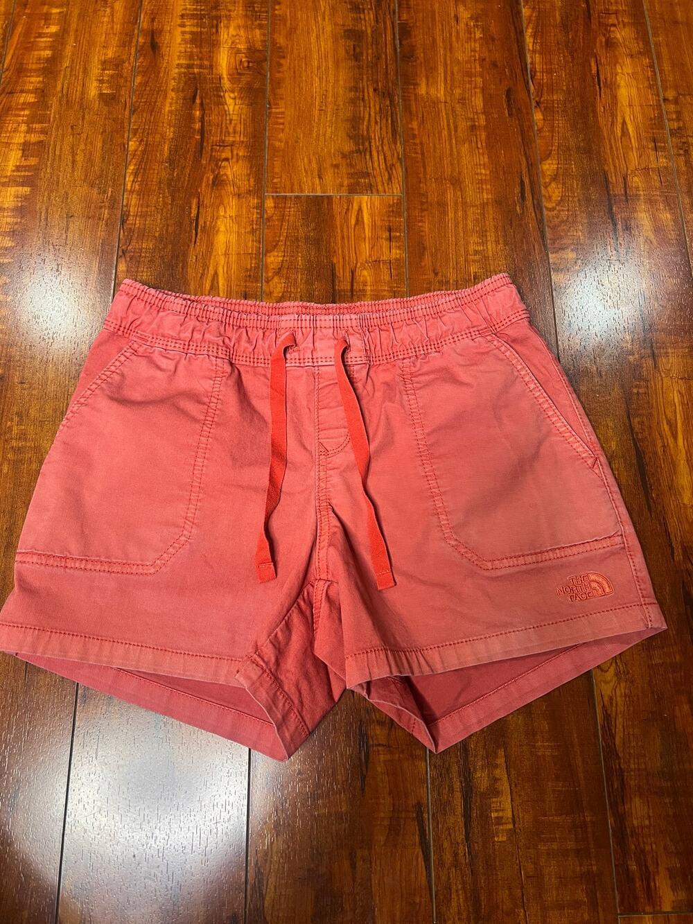 The North Face Women’s XS Coral Cotton Stretch Pull-On Utility Shorts